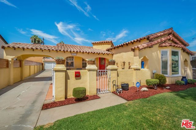 3827 Olmsted Avenue, Los Angeles, CA 90008