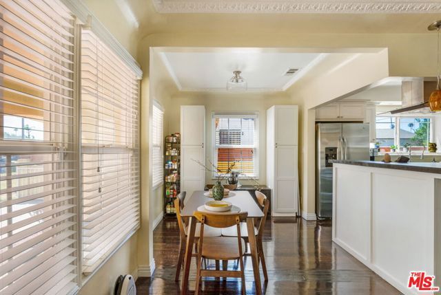 3827 Olmsted Avenue, Los Angeles, CA 90008