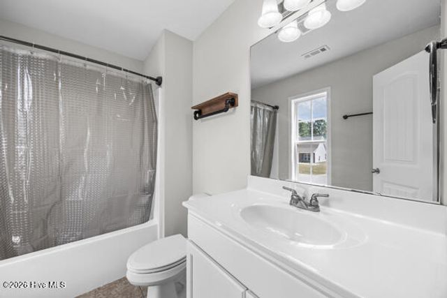 264 Inverness Drive, Hubert, NC 28539