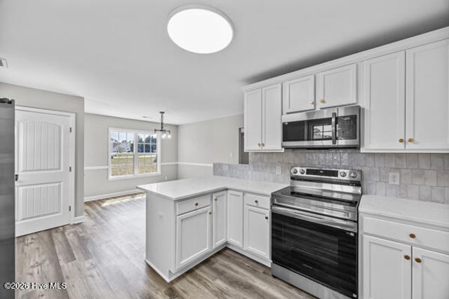 264 Inverness Drive, Hubert, NC 28539