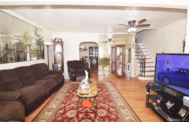 89-36 218th Place, Queens Village, NY 11427