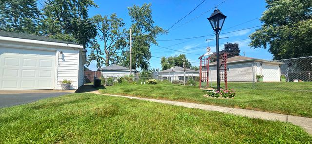 3438 Monroe Street, Lansing, IL 60438