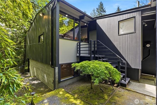 17200 10th Avenue NW, Shoreline, WA 98177