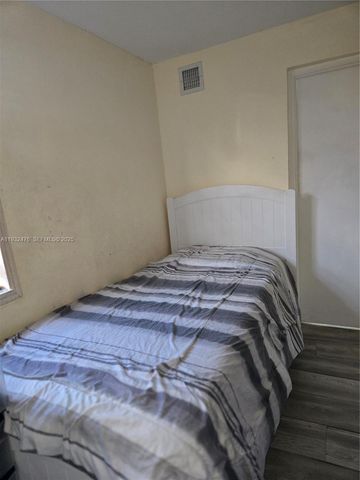 6108 SW 39th St, Miramar, FL 33023