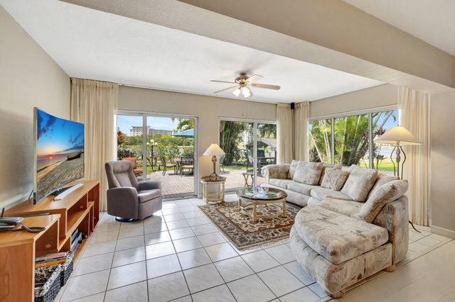2903 N Palm Aire Drive (VILLA), Pompano Beach, FL 33069