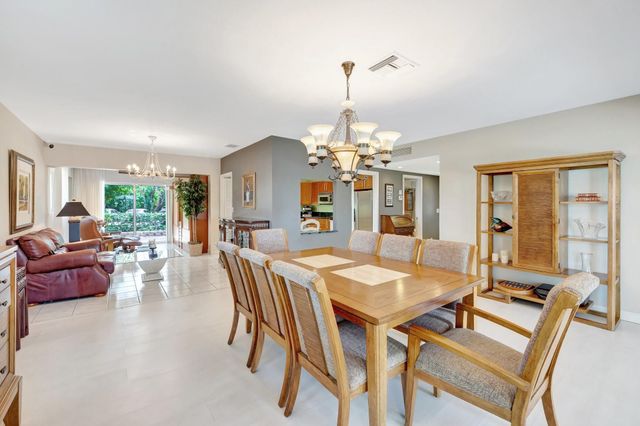2903 N Palm Aire Drive (VILLA), Pompano Beach, FL 33069