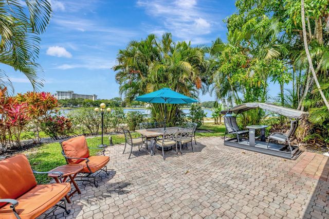 2903 N Palm Aire Drive (VILLA), Pompano Beach, FL 33069