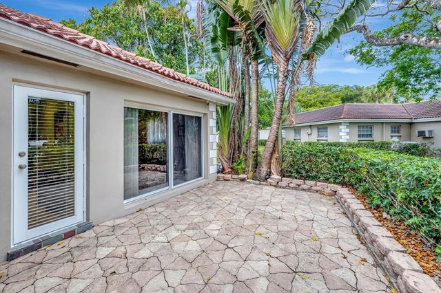 2903 N Palm Aire Drive (VILLA), Pompano Beach, FL 33069