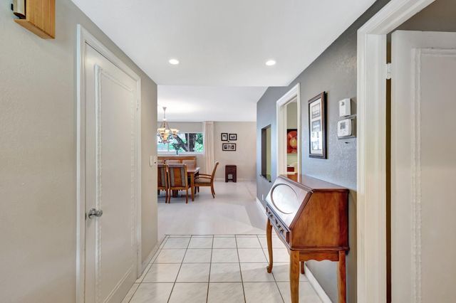 2903 N Palm Aire Drive (VILLA), Pompano Beach, FL 33069