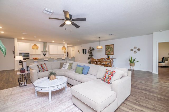 62 Reverie Dr N, Palm Coast, FL 32137