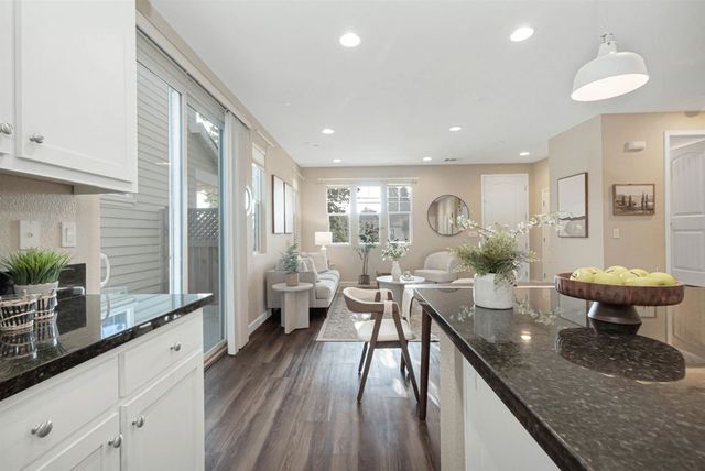 328 C St, Hayward, CA 94541