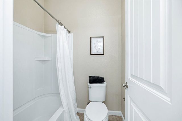 328 C St, Hayward, CA 94541