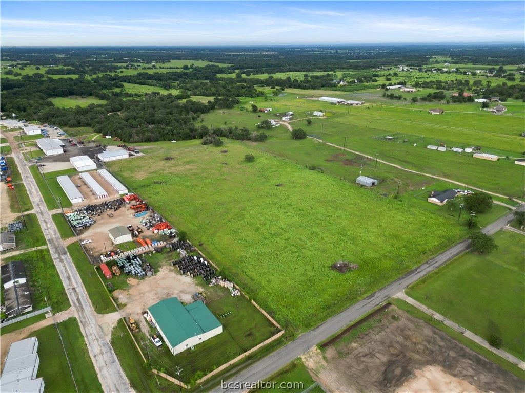 4254 Carrabba Rd, Bryan, TX 77808 — photo 3