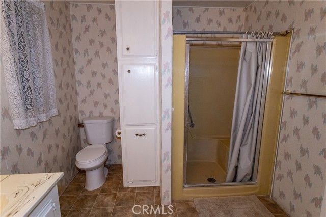 1585 W Johnston, Hemet, CA 92543