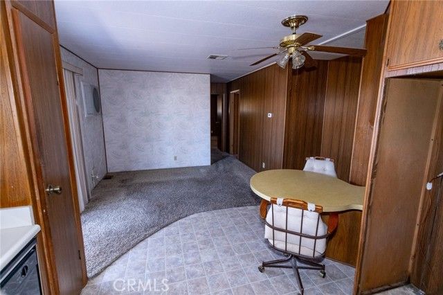 1585 W Johnston, Hemet, CA 92543