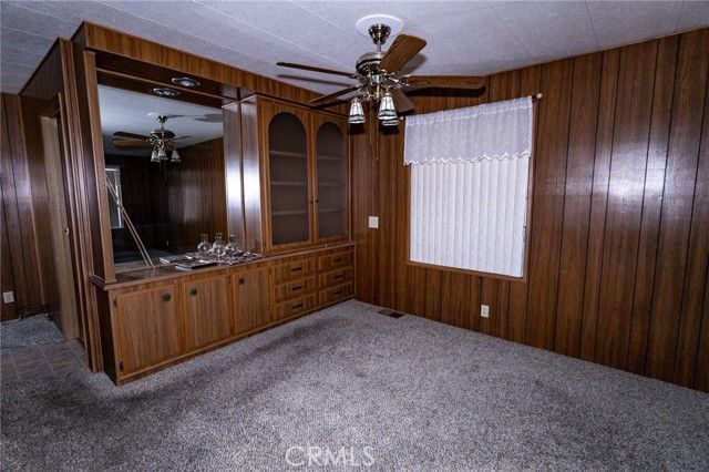 1585 W Johnston, Hemet, CA 92543