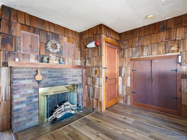 12029 Torrey Road, Fenton, MI 48430