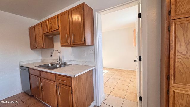 4502 W Crittenden Lane, Phoenix, AZ 85031