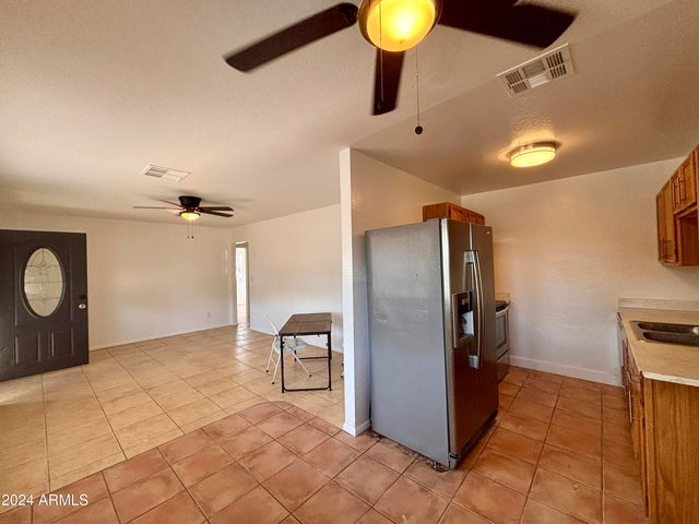 4502 W Crittenden Lane, Phoenix, AZ 85031