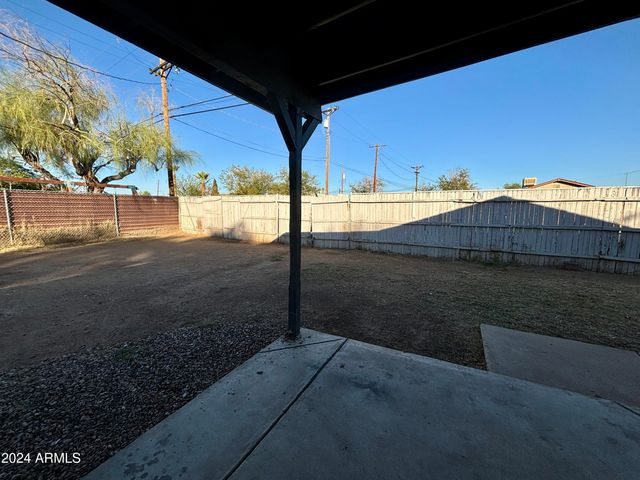 4502 W Crittenden Lane, Phoenix, AZ 85031