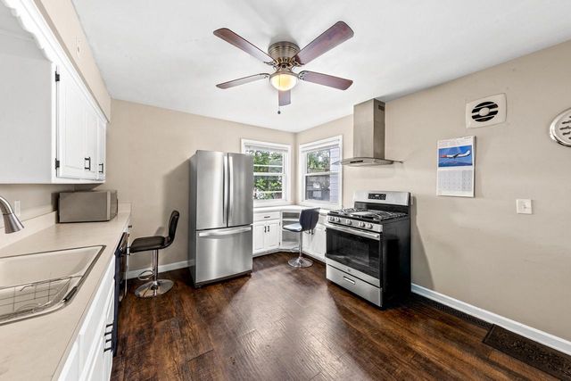 1722 S 76th STREET, West Allis, WI 53214
