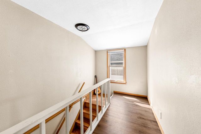 1722 S 76th STREET, West Allis, WI 53214