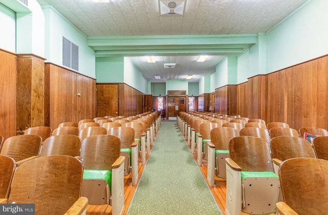 119 N GEORGE ST, York, PA 17401