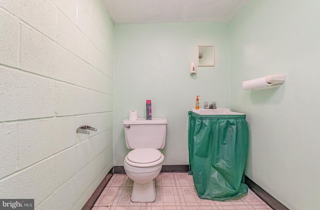 119 N GEORGE ST, York, PA 17401