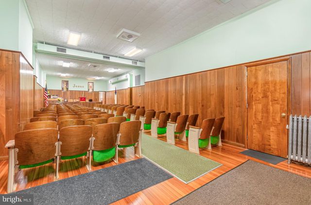 119 N GEORGE ST, York, PA 17401