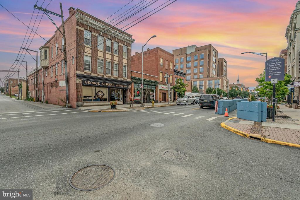 119 N GEORGE ST, York, PA 17401