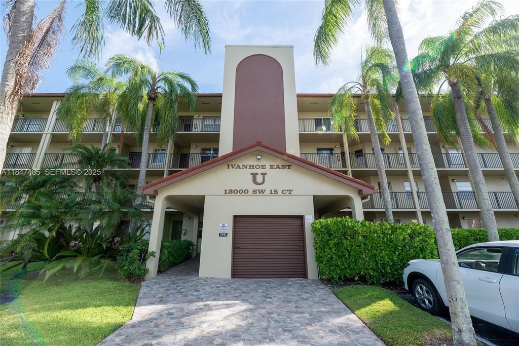 13000 SW 15th Court 206U, Pembroke Pines, FL 33027