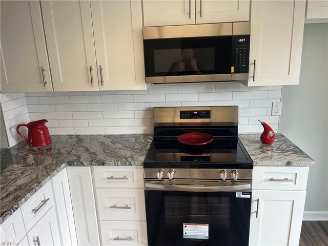 1617 Jameson DR, Virginia Beach, VA 23464