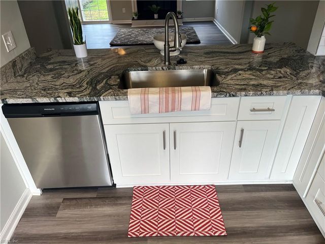 1617 Jameson DR, Virginia Beach, VA 23464