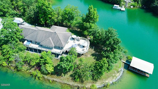 1949 Redbud View Road, Sevierville, TN 37876