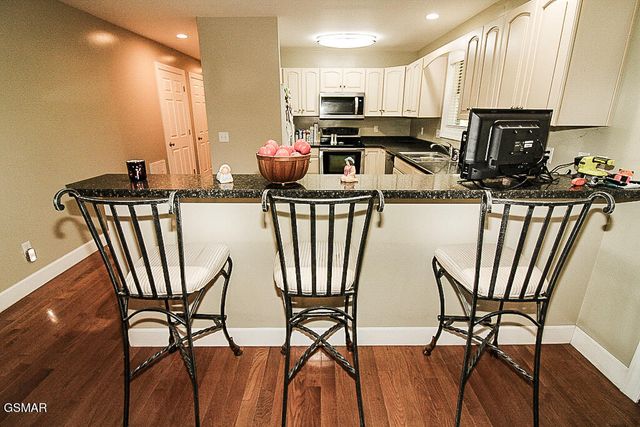 1949 Redbud View Road, Sevierville, TN 37876