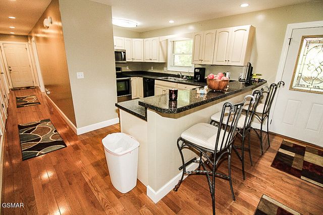 1949 Redbud View Road, Sevierville, TN 37876