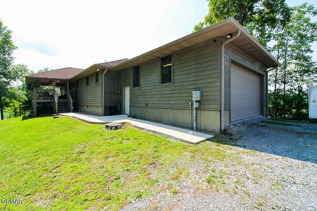 1949 Redbud View Road, Sevierville, TN 37876