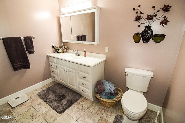 1949 Redbud View Road, Sevierville, TN 37876
