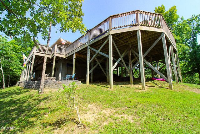 1949 Redbud View Road, Sevierville, TN 37876
