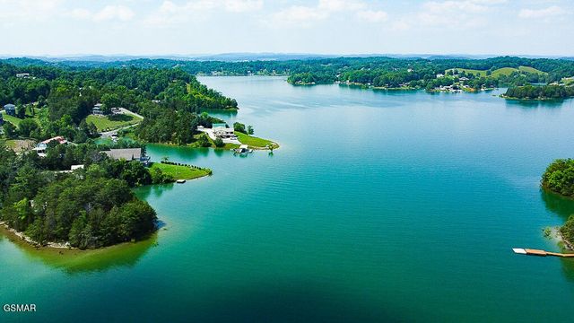 1949 Redbud View Road, Sevierville, TN 37876