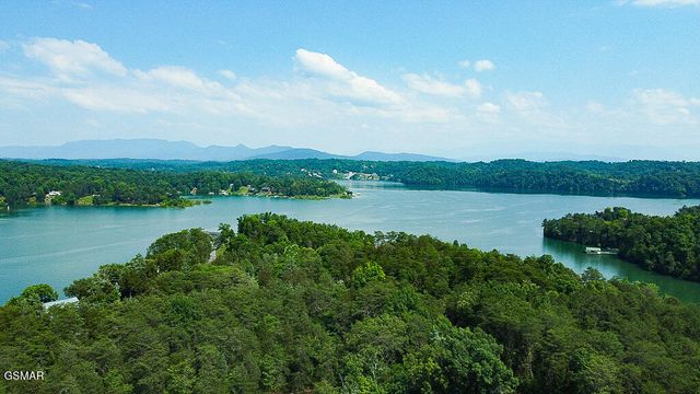 1949 Redbud View Road, Sevierville, TN 37876