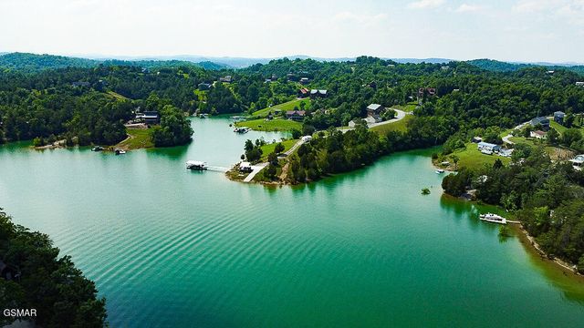 1949 Redbud View Road, Sevierville, TN 37876