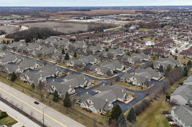 18276 Murphy Circle, Tinley Park, IL 60487