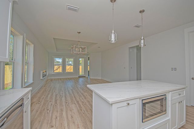 18 Wood Avenue, Panama City, FL 32404