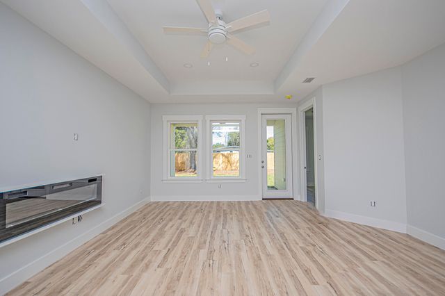 18 Wood Avenue, Panama City, FL 32404