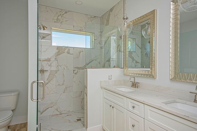 18 Wood Avenue, Panama City, FL 32404