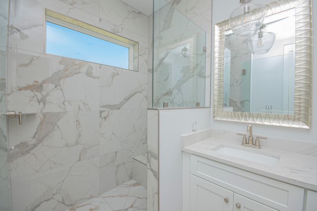 18 Wood Avenue, Panama City, FL 32404