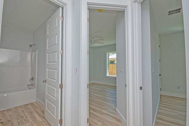 18 Wood Avenue, Panama City, FL 32404