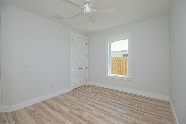 18 Wood Avenue, Panama City, FL 32404