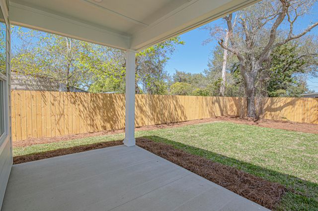 18 Wood Avenue, Panama City, FL 32404